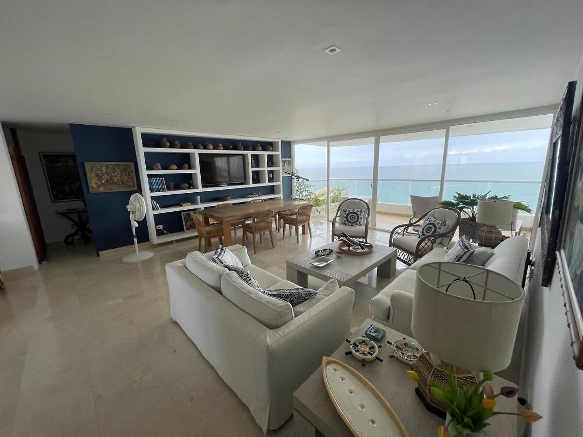 Oceanfront Oasis Cartagena